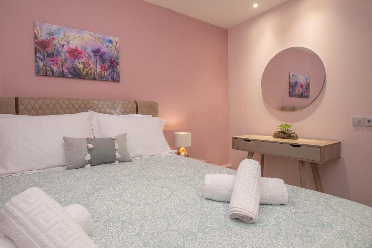 Hypatia Suites Zakynthos Town Exterior photo